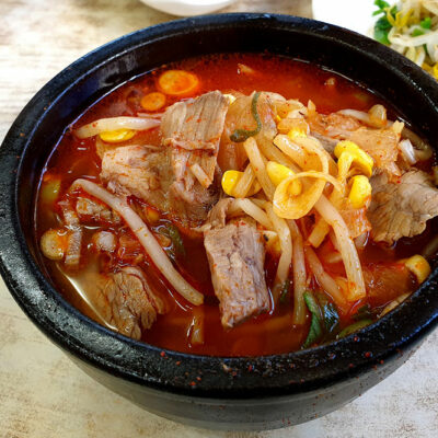 7 Foods That Trigger Hyperhidrosis