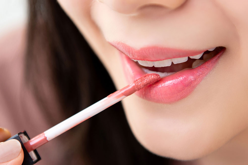 7 Popular Types of Lipsticks