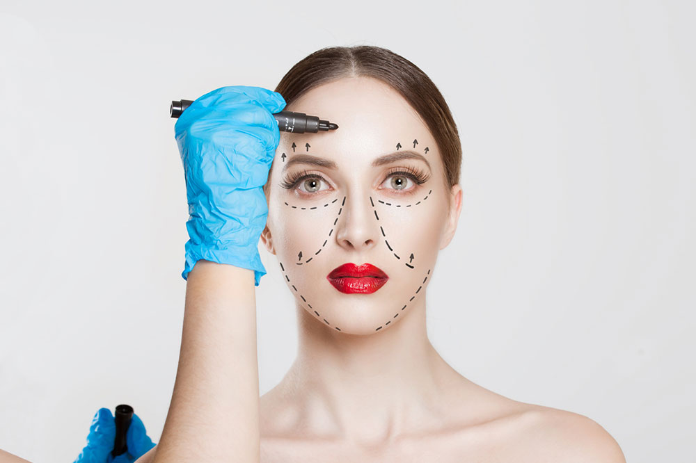 5 Popular Cosmetic Surgery Trends Among Women