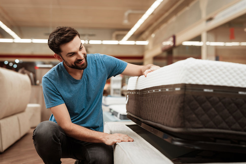 6 Mattress Tips for Lower Back and Hip Pain