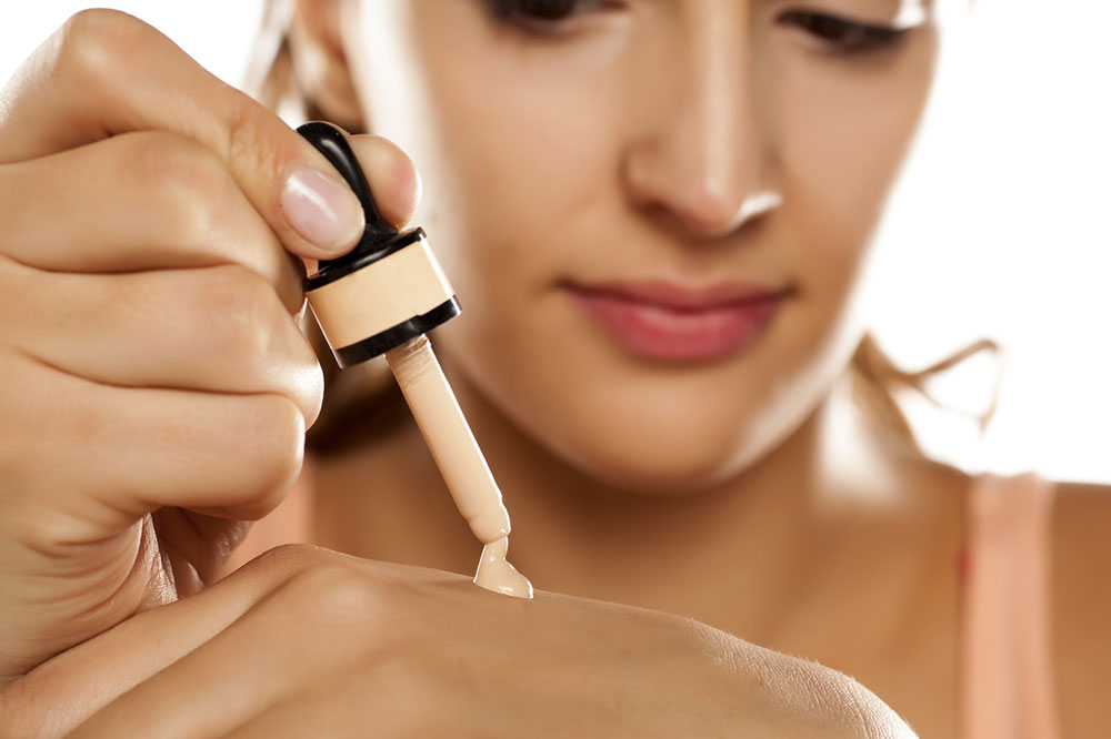 Practical Foundation Application Hacks for Aging Skin